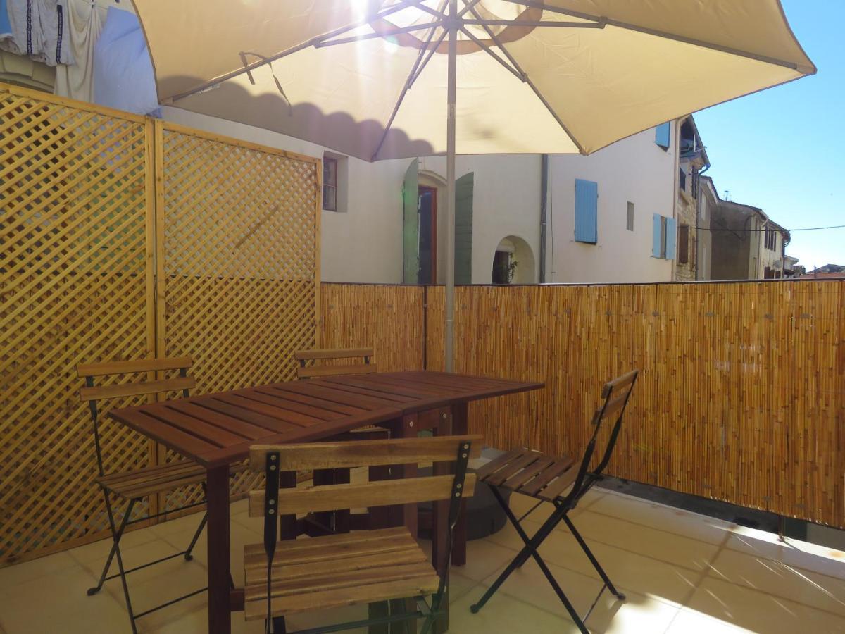 Appartement Centre Historique Avec Terrasse Au Porte De La Camargue Saint-Gilles  Eksteriør billede