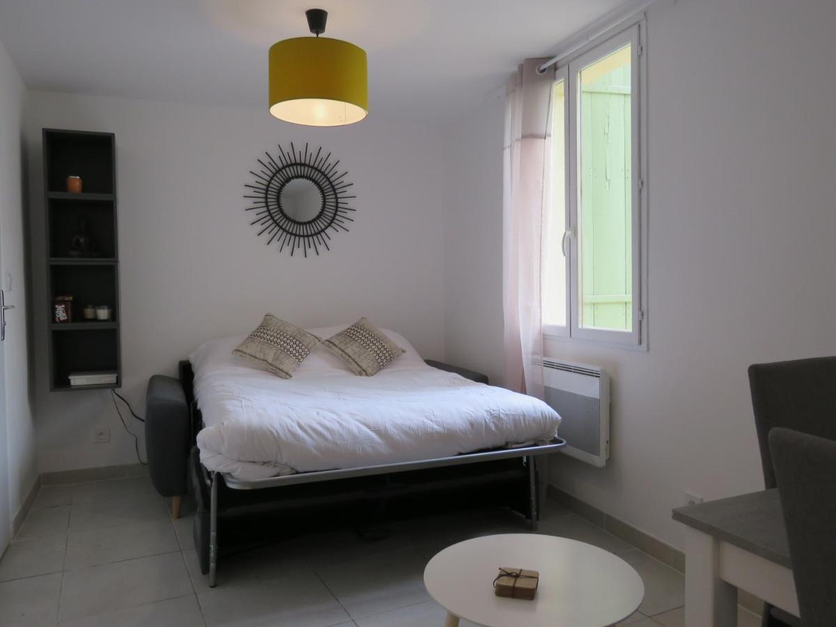 Appartement Centre Historique Avec Terrasse Au Porte De La Camargue Saint-Gilles  Eksteriør billede